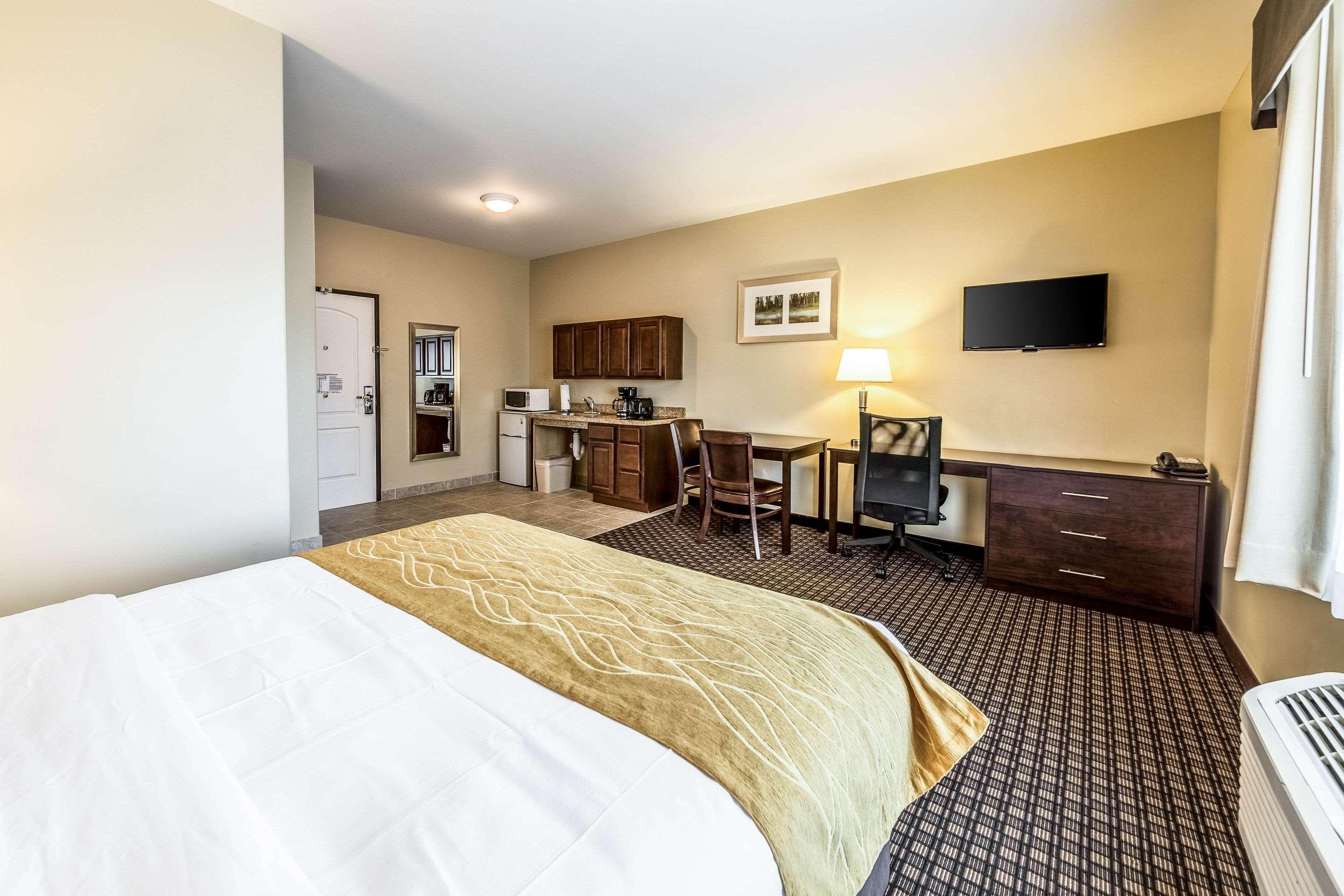 Comfort Inn & Suites Barnesville - Frackville Экстерьер фото