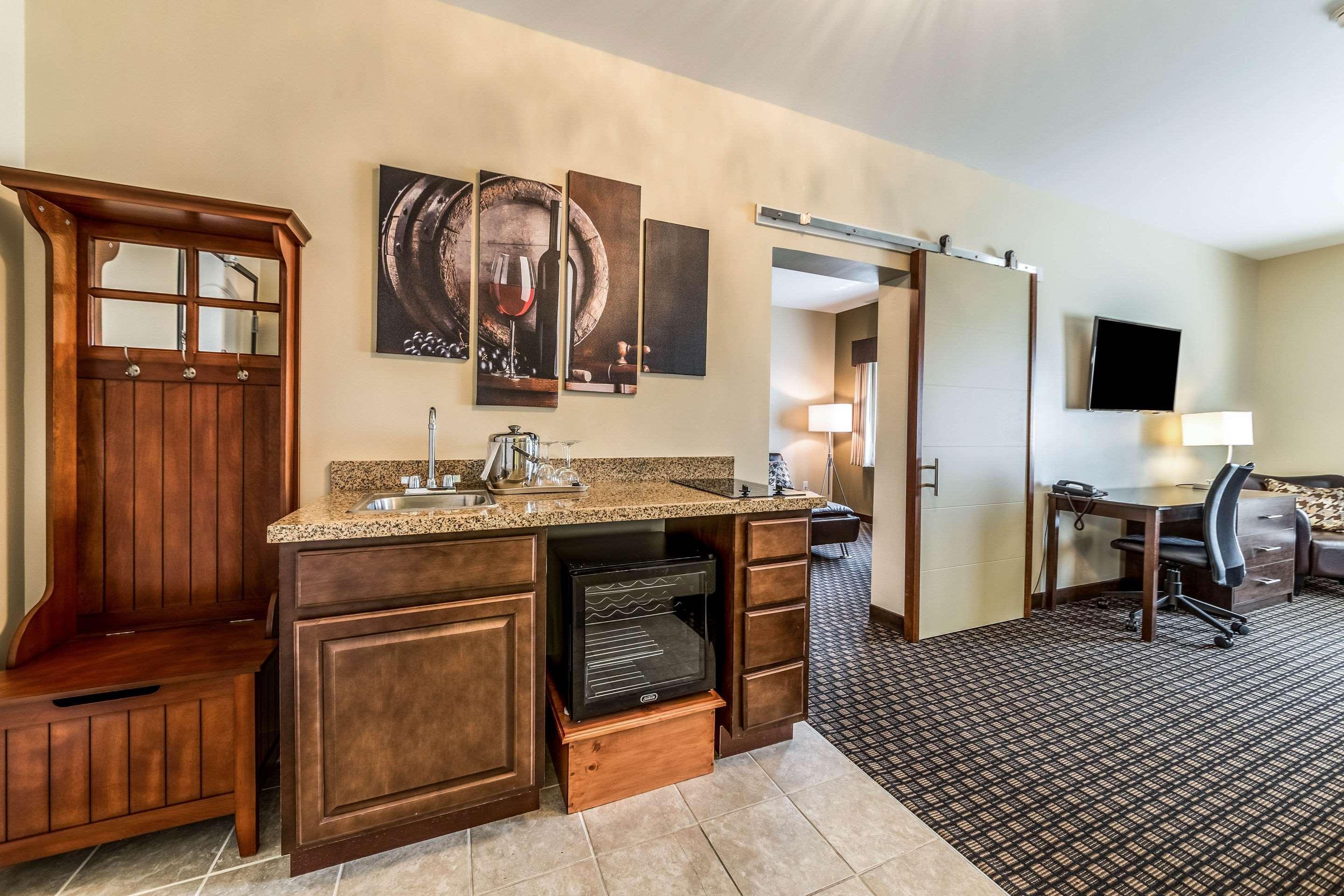 Comfort Inn & Suites Barnesville - Frackville Экстерьер фото