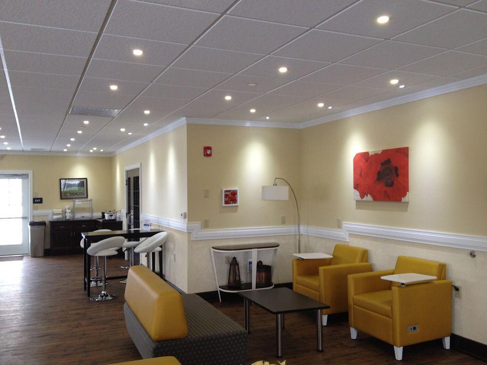 Comfort Inn & Suites Barnesville - Frackville Экстерьер фото