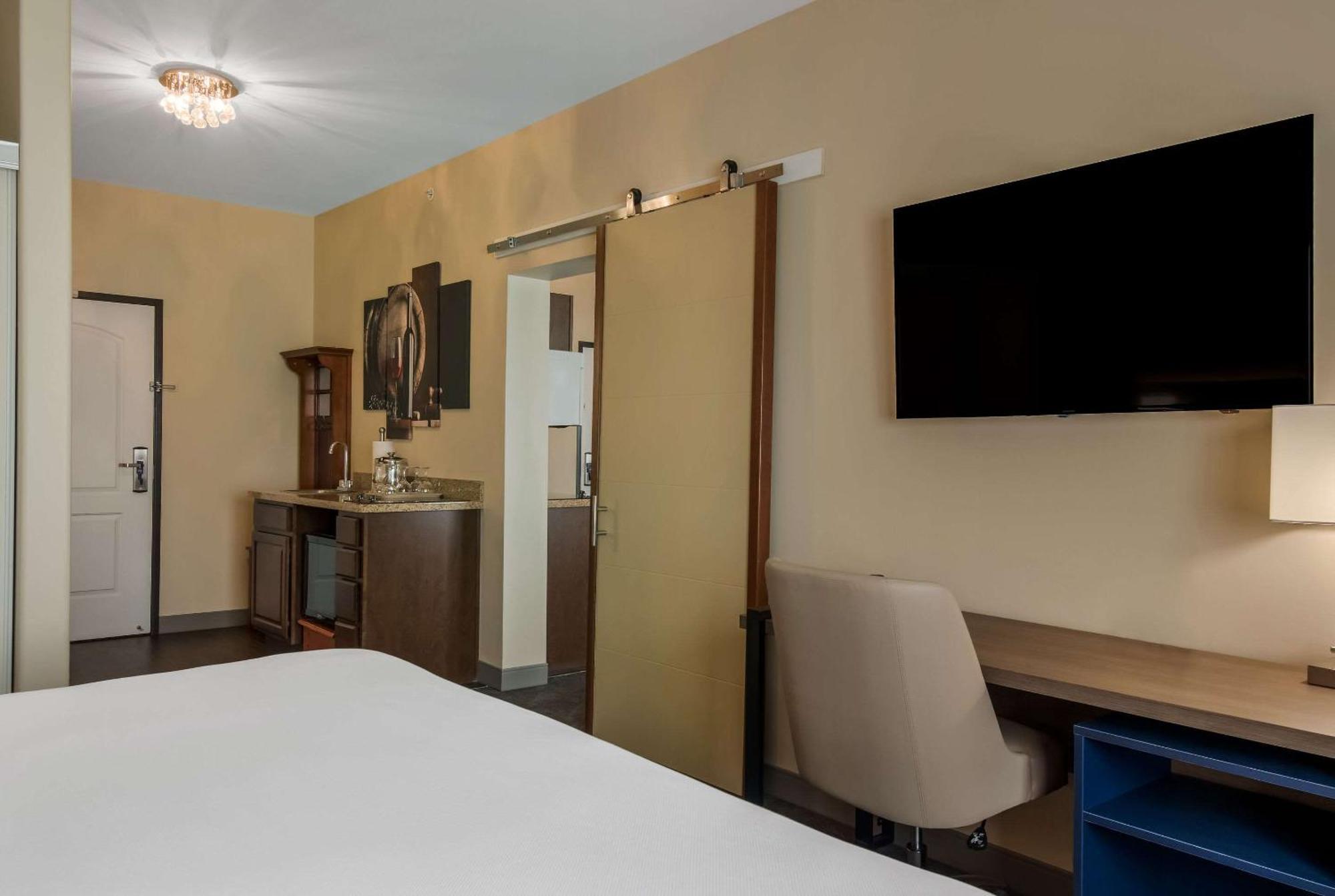 Comfort Inn & Suites Barnesville - Frackville Экстерьер фото