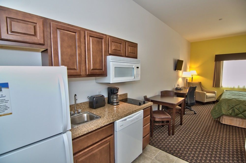 Comfort Inn & Suites Barnesville - Frackville Экстерьер фото