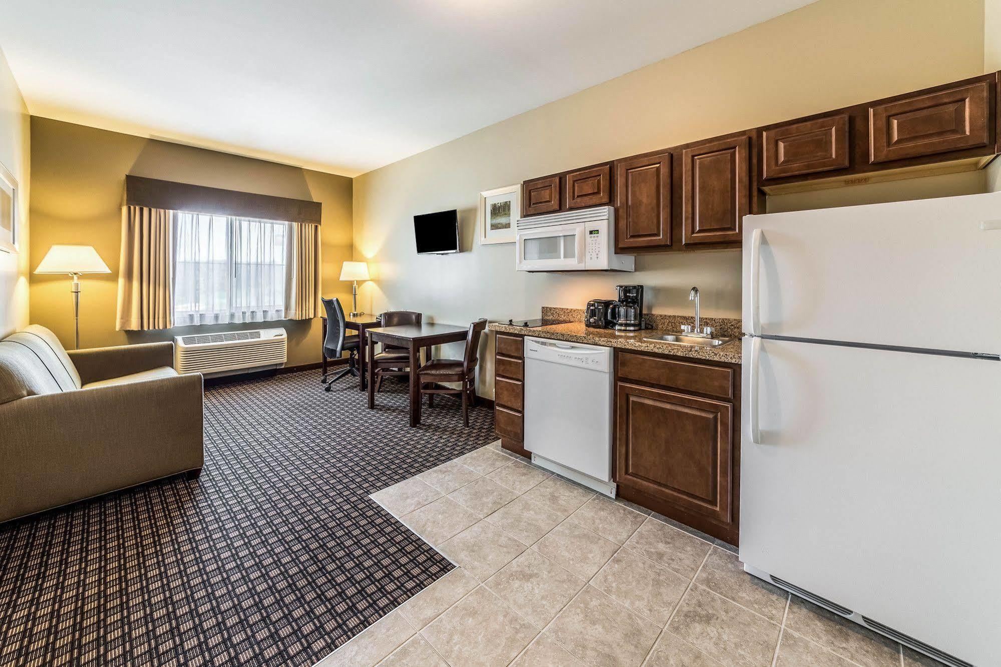 Comfort Inn & Suites Barnesville - Frackville Экстерьер фото